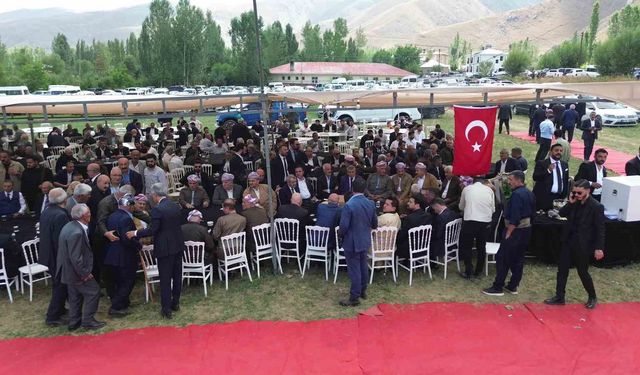 Cilo'nun eteklerinde 15 bin kişilik düğün