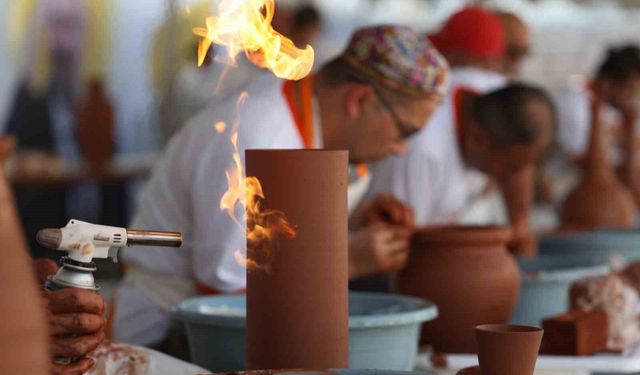Çömleğin kalbi Menemen, 45 ülkeyi buluşturacak