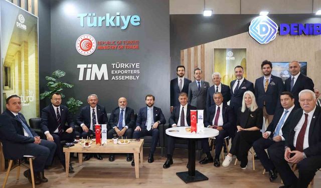 Doğal taşta Türkiye lideri Denizli, İtalya'da dünya vitrinine taşındı