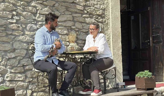 Doğum günü pastası canından ediyordu