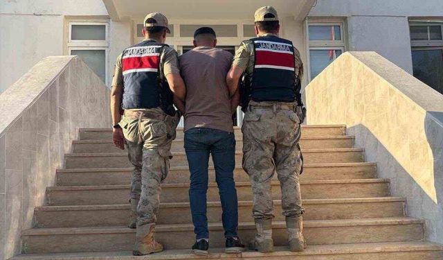 Dolandırıcılıktan aranan şahıs yakalandı