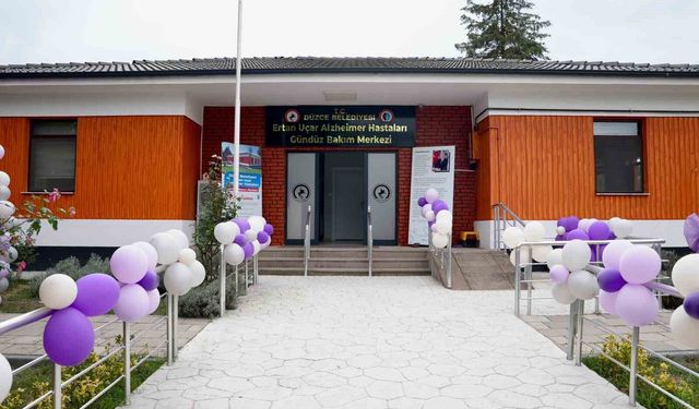 Düzce Alzheimer Merkezi'nde Dünya Alzheimer Günü kutlandı