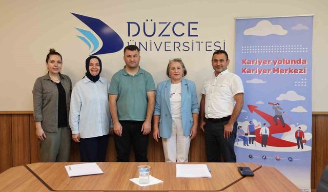 Düzce Üniversitesi'nde öğrencilik süreçleri tüm yönleriyle ele alındı