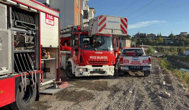 Düzce'de ev yangını ekiplerin müdahalesi ile söndürüldü