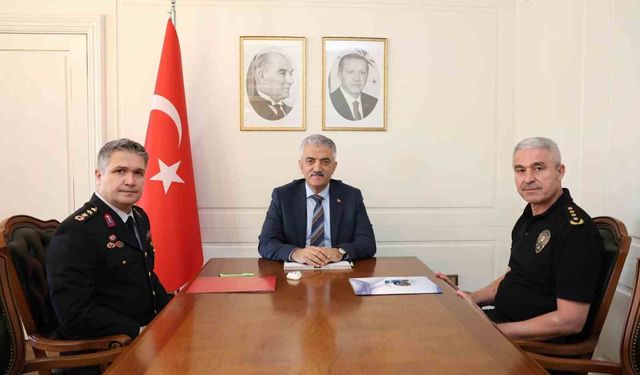 Düzce'de güvenlik ve asayiş toplantısı gerçekleştirildi