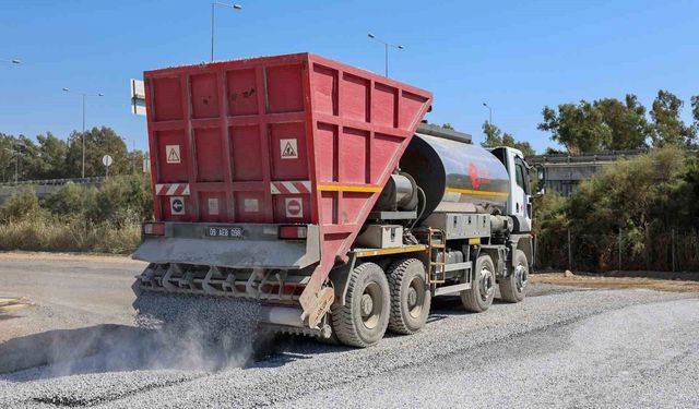 Efeler Belediyesi'nden Tepecik'e 15 bin metrekare asfalt