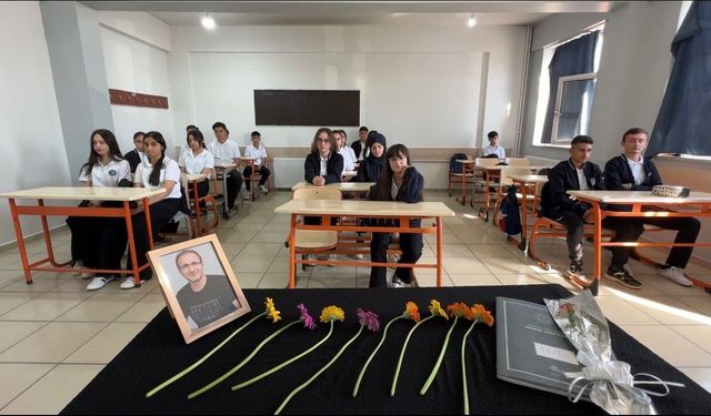 Eğitim yuvasında hüzünlü ilk gün: Yüksekova'da vefat eden fizik öğretmeni İkram Anuk unutulmadı