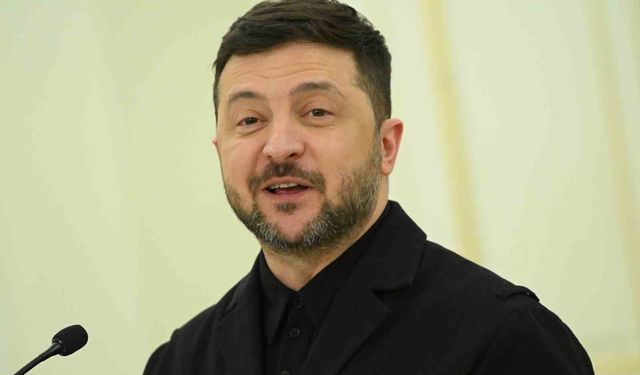 Ekranlardan cepheye: Ukrayna Devlet Başkanı Zelenskiy'nin çalkantılı siyasi serüveni