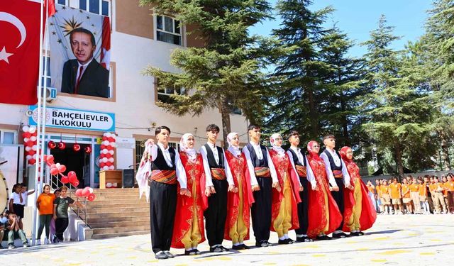 Elazığ'da 'İlköğretim Haftası' kutlandı