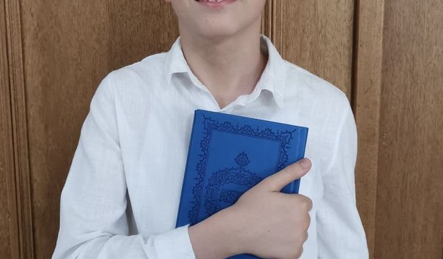 Ertuğrulgazi Camii ve Darulkurrası'nın ilk hafızı Hüseyin Yılmaz, Bilecik birincisi oldu