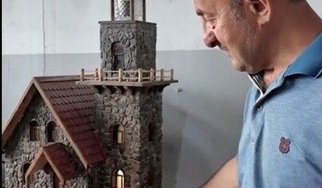 Erzincanlı emekli usta doğadan topladığı taşlarla minyatür evler yapıyor