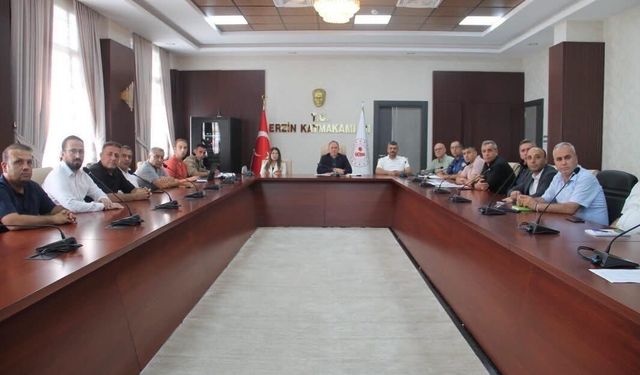 Erzin'de okul çevre güvenliği toplantısı gerçekleştirildi