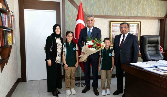 Erzurum'da ilk ders zili çaldı