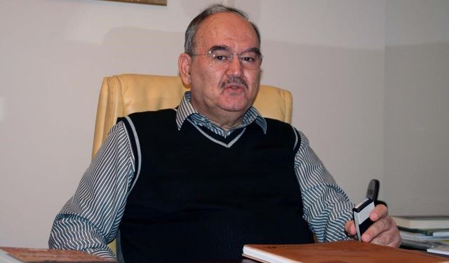 Eski İzmir Büyükşehir Belediye Başkanı Burhan Özfatura vefat etti
