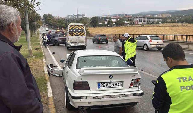 Eskişehir'de 7 araçlı zincirleme kaza: 1 yaralı