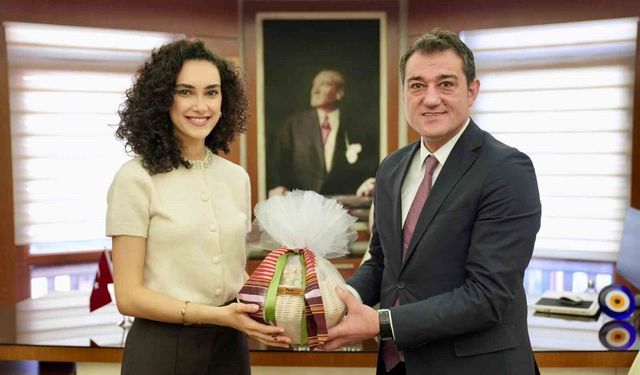 Giresun Belediye Başkanı Fuat Köse'den Miss World 2026'da yarışacak hemşehrisine destek çağrısı