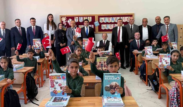 Hakkâri'de 60 bin 712 öğrenci yeni eğitim yılına başladı