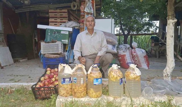 Hisarcık'ta dibe düşen elmalar ziyan olmuyor, doğal sirke oluyor