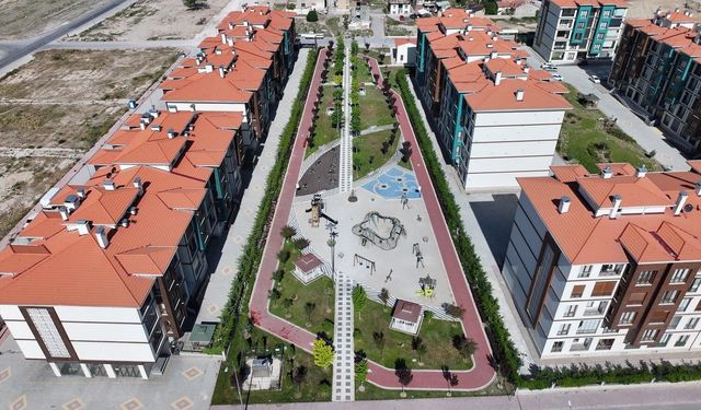 Karatay'ın şehircilik tecrübesi yayına dönüşüyor
