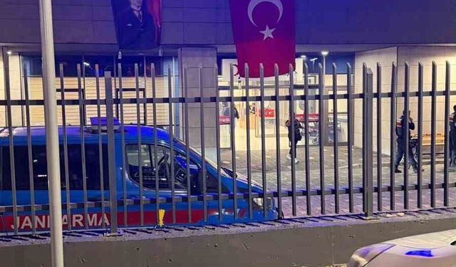 Kardeş kavgası kanlı bitti: 1 yaralı