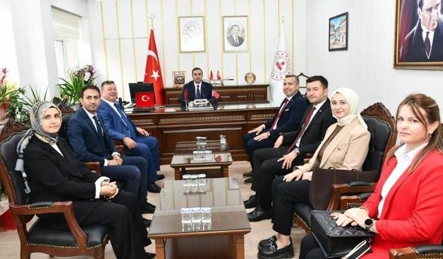 Kaymakam Yılmaz, eğitim camiasıyla bir araya geldi