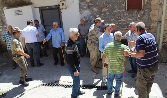 Kemaliye Kaymakamı Arıkan, Yıldızlı köyünü ziyaret etti