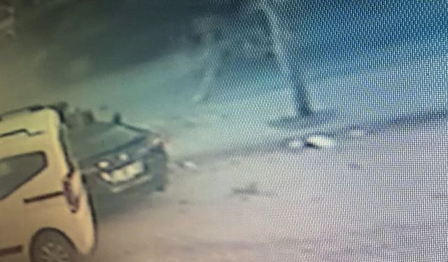 Kırklareli'nde trafik kazasında 1 kişi yaralandı: O anlar güvenlik kamerasına yansıdı