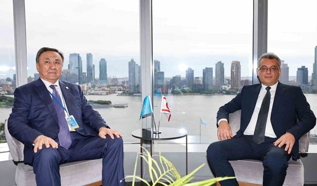 KKTC Cumhurbaşkanı Erhürman, TDT Genel Sekreteri Ömüraliyev ile bir araya geldi