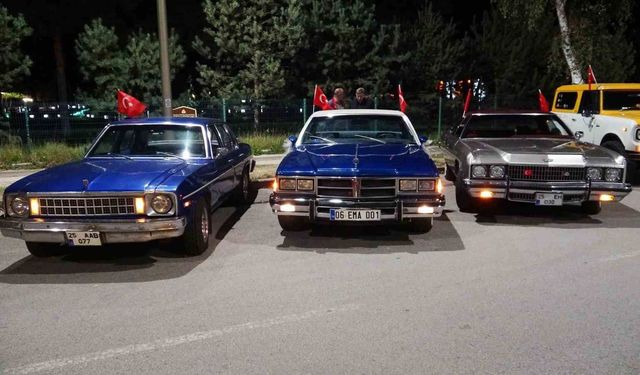 Klasik araçları Erzurum sokaklarında nostalji rüzgarı estirdi