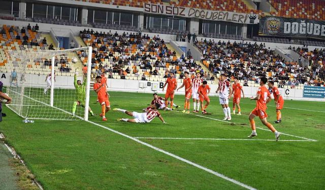 Malatya Yeşilyurt Spor, Adanaspor'u 8-0 mağlup etti