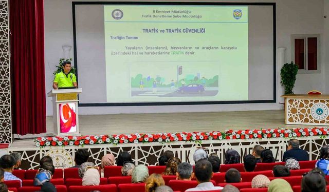 Malatya'da okul bahçe görevlilerine güvenlik eğitimi