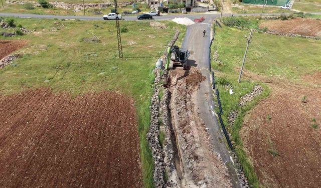 Mardin'de bir mahallede daha atık su döşeme çalışmalarını tamamladı