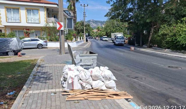 Marmaris'te kaçak moloz dökümüne ceza