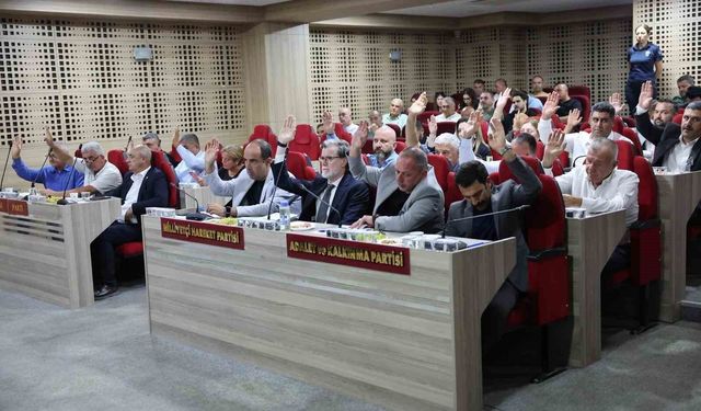 Merhum Başkan Şahin'in ismi Menemen'de yaşayacak