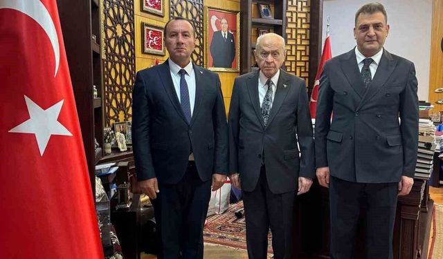 MHP Bursa'da bayrağı Mehmet Emin Özcanbaz devralıyor