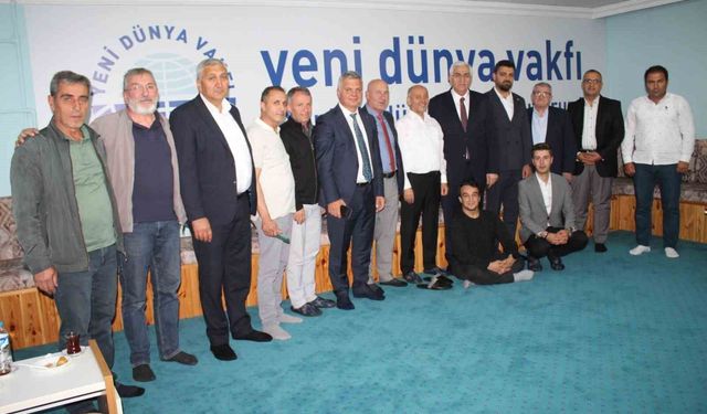 Milletvekili Öz, Yeni Dünya Vakfı Erzurum Şubesi'nde 'Terörsüz Türkiye Ekseninde Bölgesel Kalkınma'yı anlattı