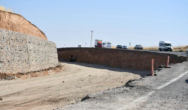 Milletvekili Tatar, Cizre-Silopi yolunda incelemede bulundu