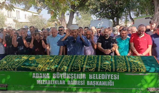 Motosiklet kazasında hayatını kaybeden 17 yaşındaki Ayaz, son yolculuğuna uğurlandı