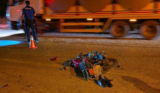 Osmaniye'de motosiklet ile hafif ticari araç çarpıştı: 1 ölü