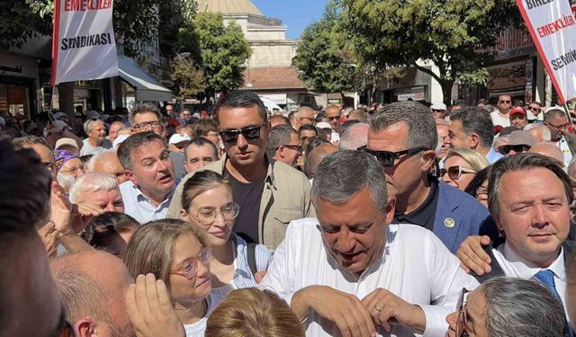 Özgür Özel, Kırklareli'nde esnafla bir araya geldi