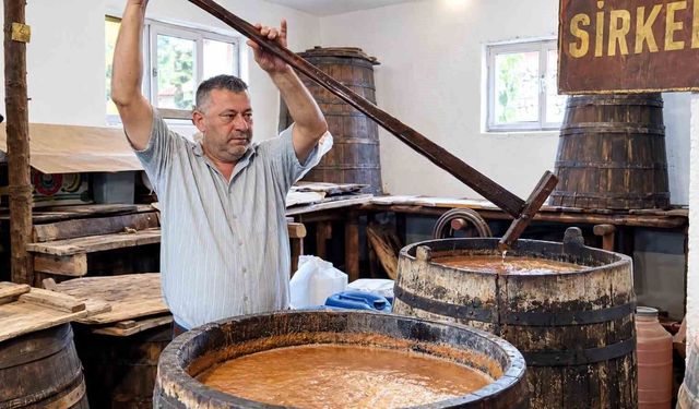 Safranbolu'da 350 yıllık küplerde geleneksel sirke üretimi başladı