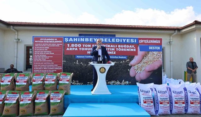 Şahinbey Belediyesi'nden çiftçilere bin 800 ton tohum desteği