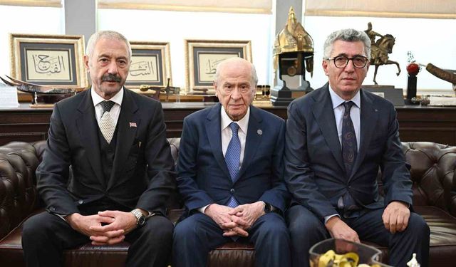 Sarallar ve Şahinler ailelerinden MHP Lideri Bahçeli'ye ziyaret