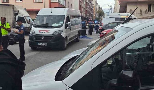Servis minibüsünün çarptığı 6 yaşındaki çocuk hayatını kaybetti
