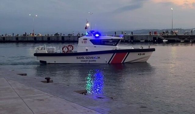 Sinop'ta gezi teknelerine Sahil Güvenlik kontrolü