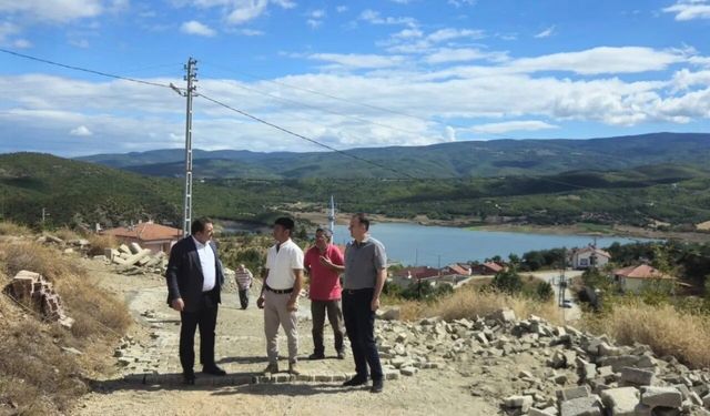 Sinop'ta köylere parke yol