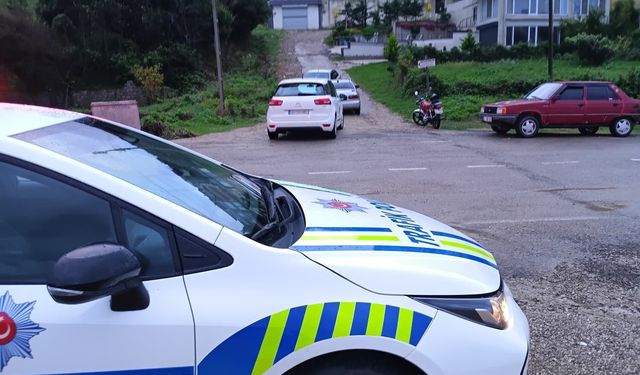 Sinop'ta otomobil ile motosiklet çarpıştı: 1 yaralı