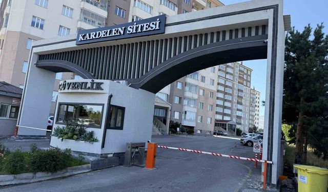 Site sakinleri Palandöken Kaymakamı'na sahip çıktı: 'Kaymakama itibar suikastı yapılıyor'