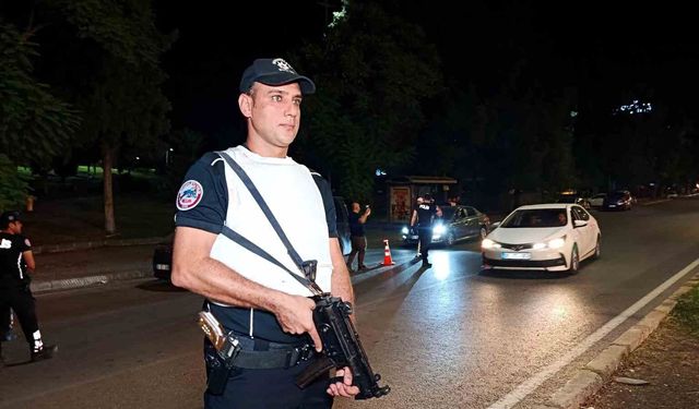 Suçlular kaçamadı, kural tanımayan sürücülere ceza yağdı