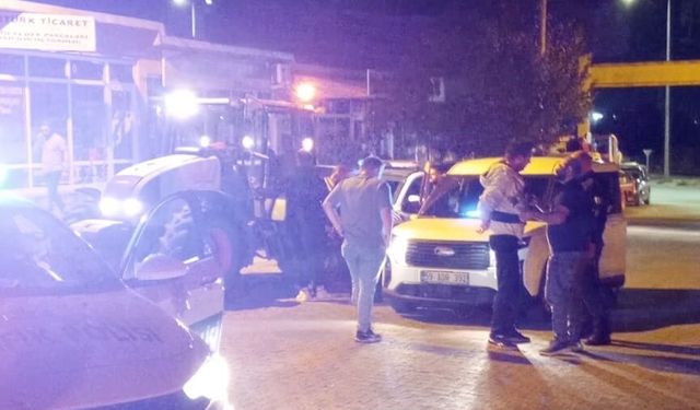 Tekirdağ'da hareketli dakikalar: Kaçan traktör sürücüsü polis aracına çarparak yakalandı